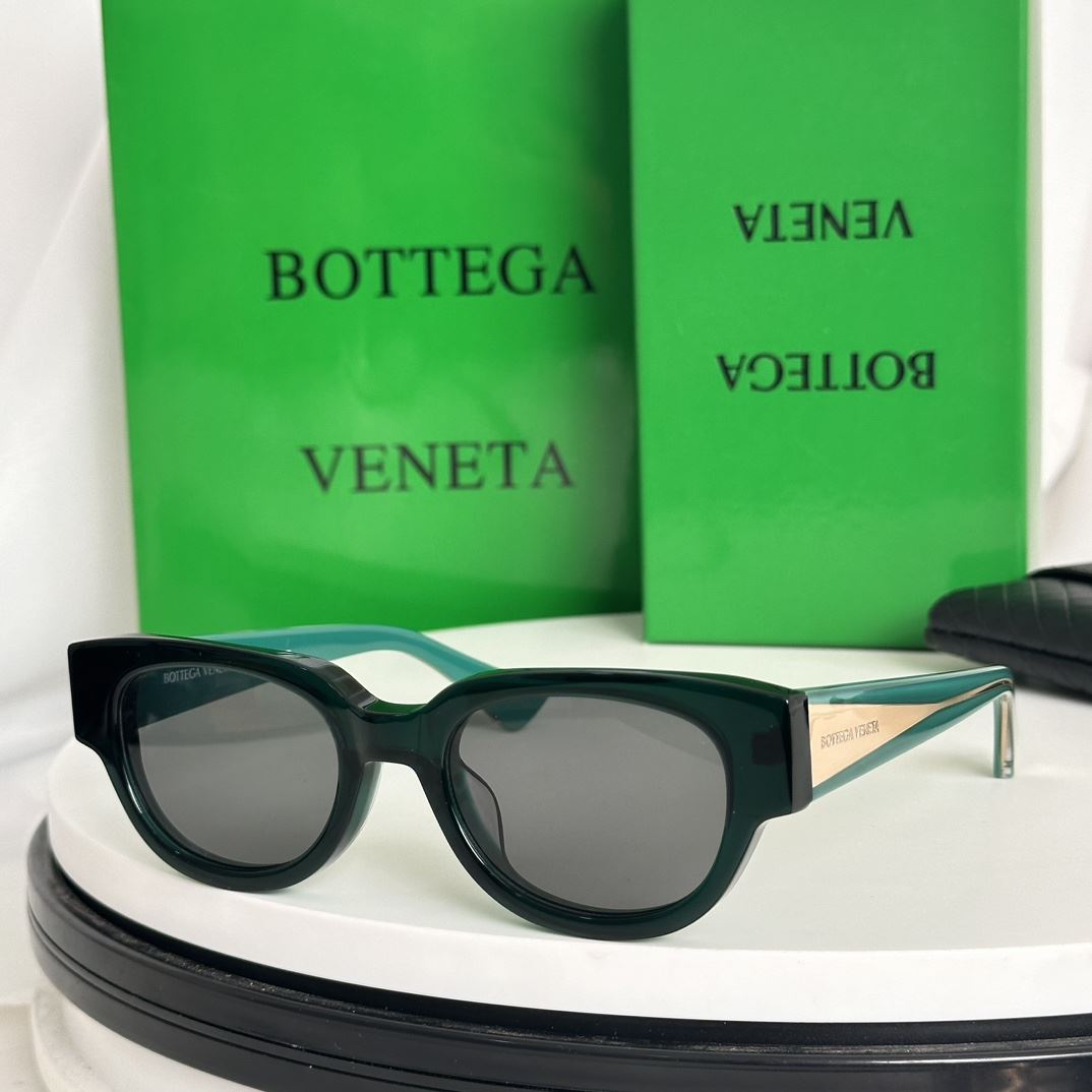 Bottega Veneta Sunglasses